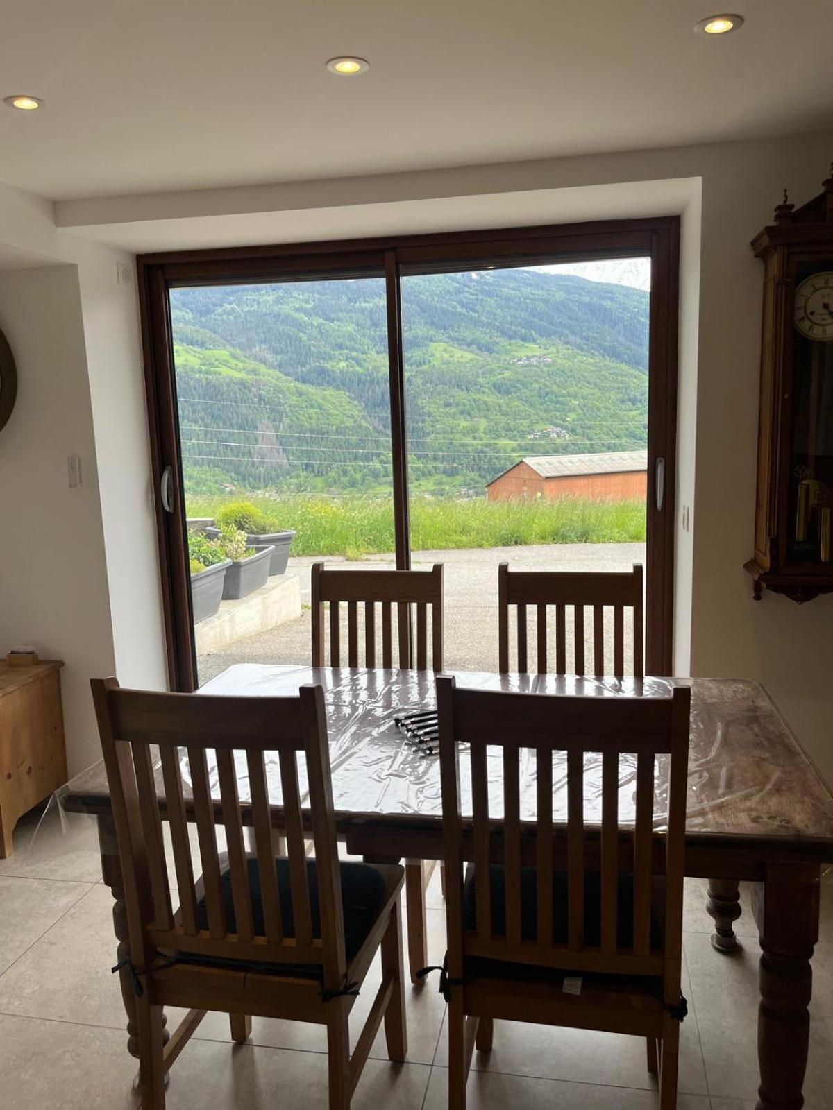 Appartement In The Mountains Bourg-Saint-Maurice Bagian luar foto