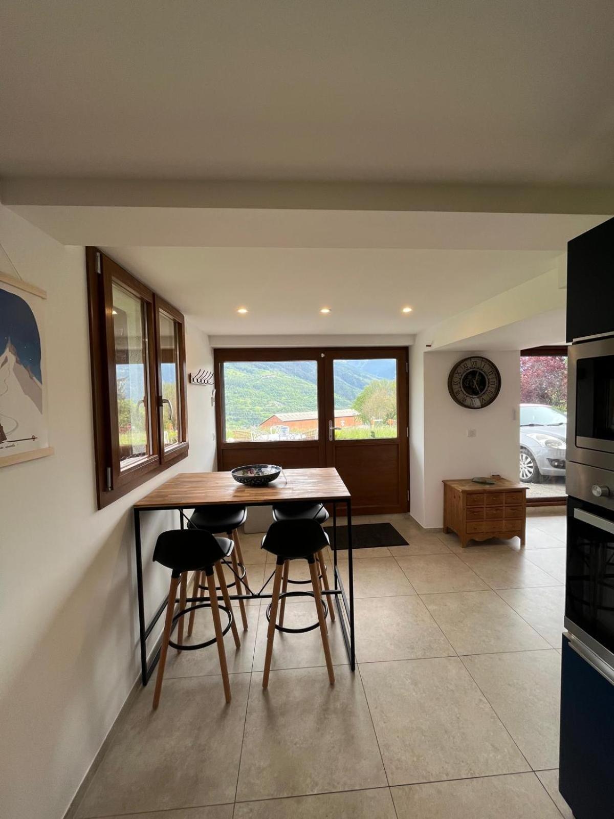 Appartement In The Mountains Bourg-Saint-Maurice Bagian luar foto